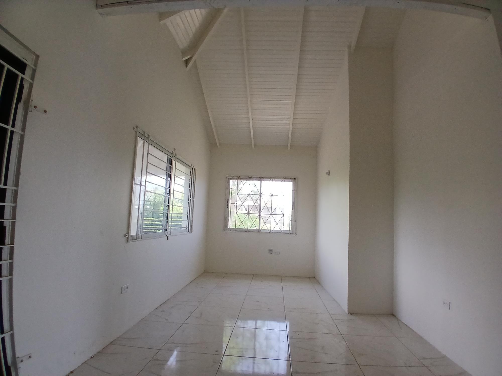 House For Rent: HAMPTON COURT, RUNAWAY BA, Runaway Bay | $1,450 photo 24