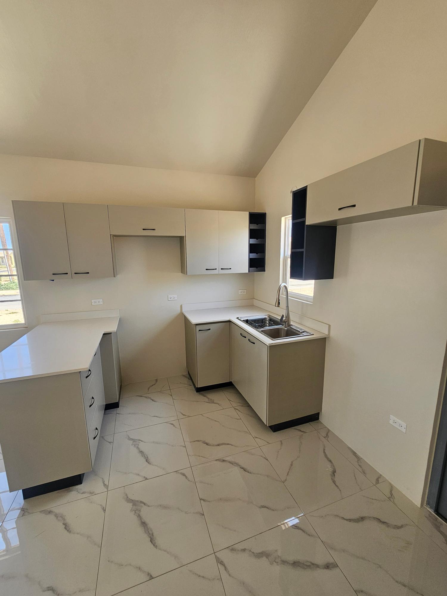 House For Rent: PHOENIX PARK VILLAGE II P, Phoenix Park | $130,000 photo 3