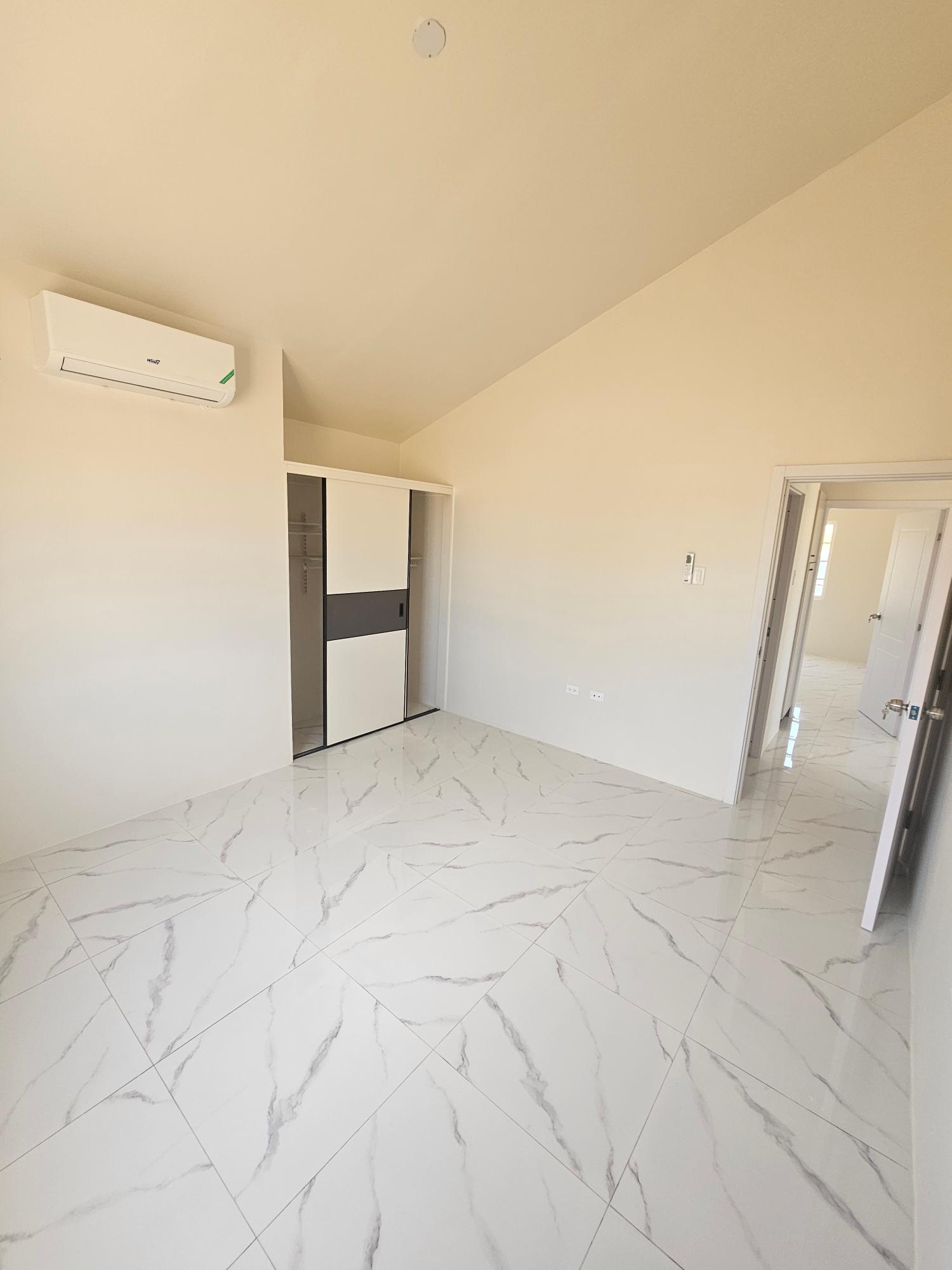 House For Rent: PHOENIX PARK VILLAGE II P, Phoenix Park | $130,000 photo 6