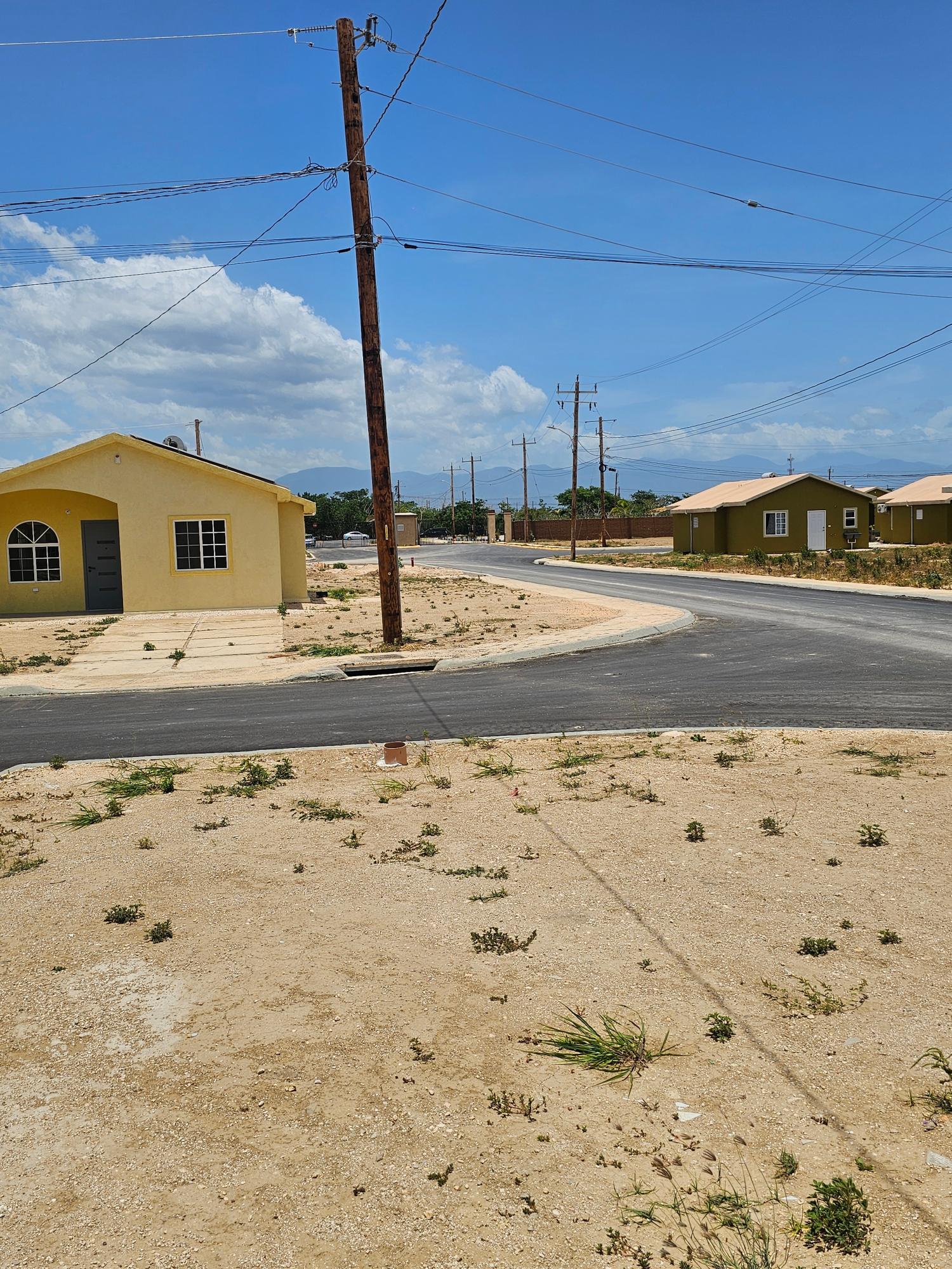 House For Rent: PHOENIX PARK VILLAGE II P, Phoenix Park | $130,000 photo 11