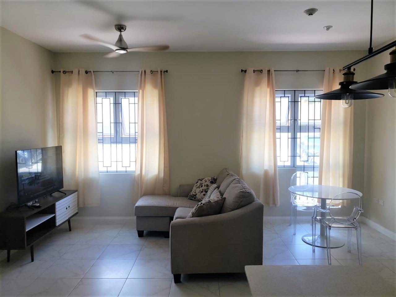 Apartment For Rent: CRIEFFE ROAD, Kingston 6 | $1,300 photo 6