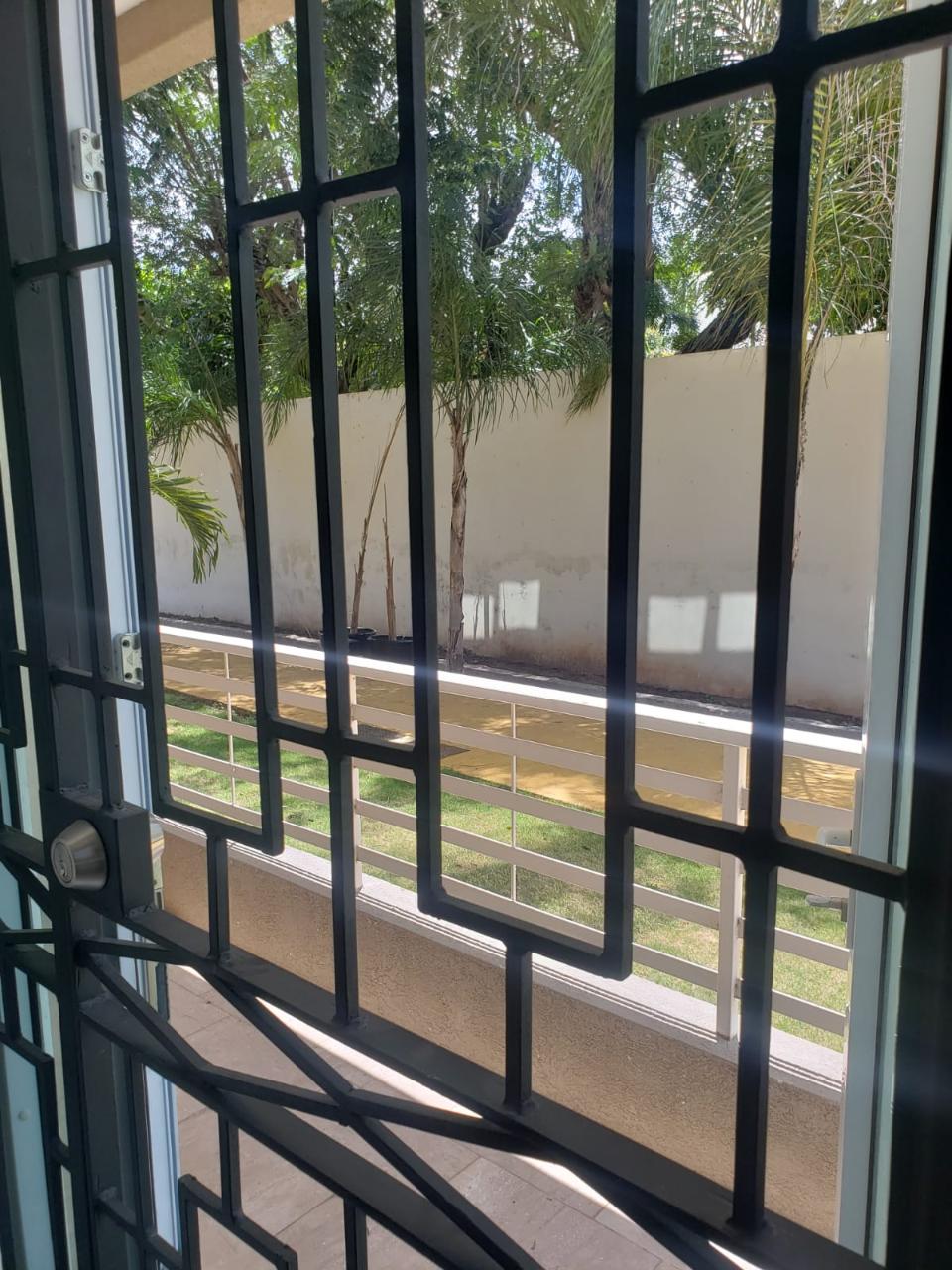 Apartment For Rent: CRIEFFE ROAD, Kingston 6 | $1,300 photo 9