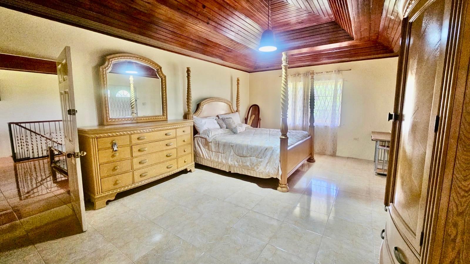 Apartment For Rent: HIBISCUS GARDENS, Hibiscus Gardens | $1,200 photo 7