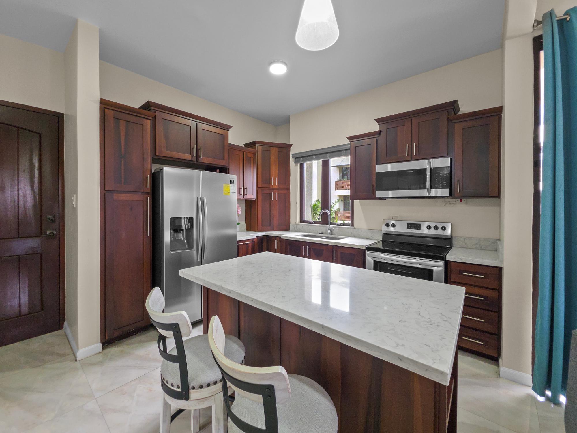 Apartment For Rent: OTTAWA AVENUE, Kingston 6 | $1,400 photo 6