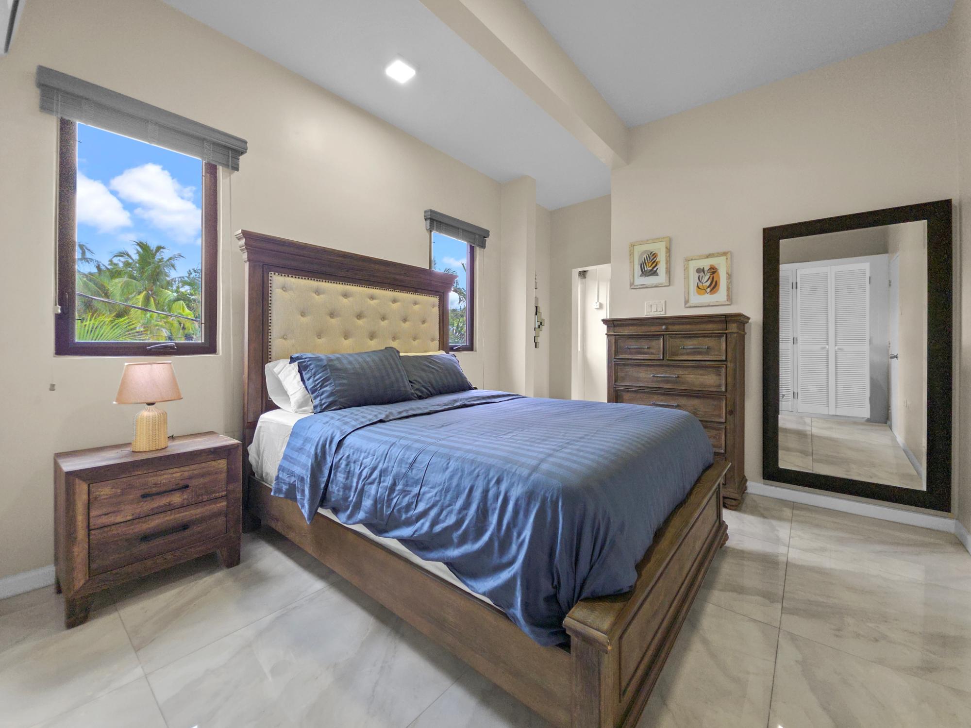 Apartment For Rent: OTTAWA AVENUE, Kingston 6 | $1,400 photo 10