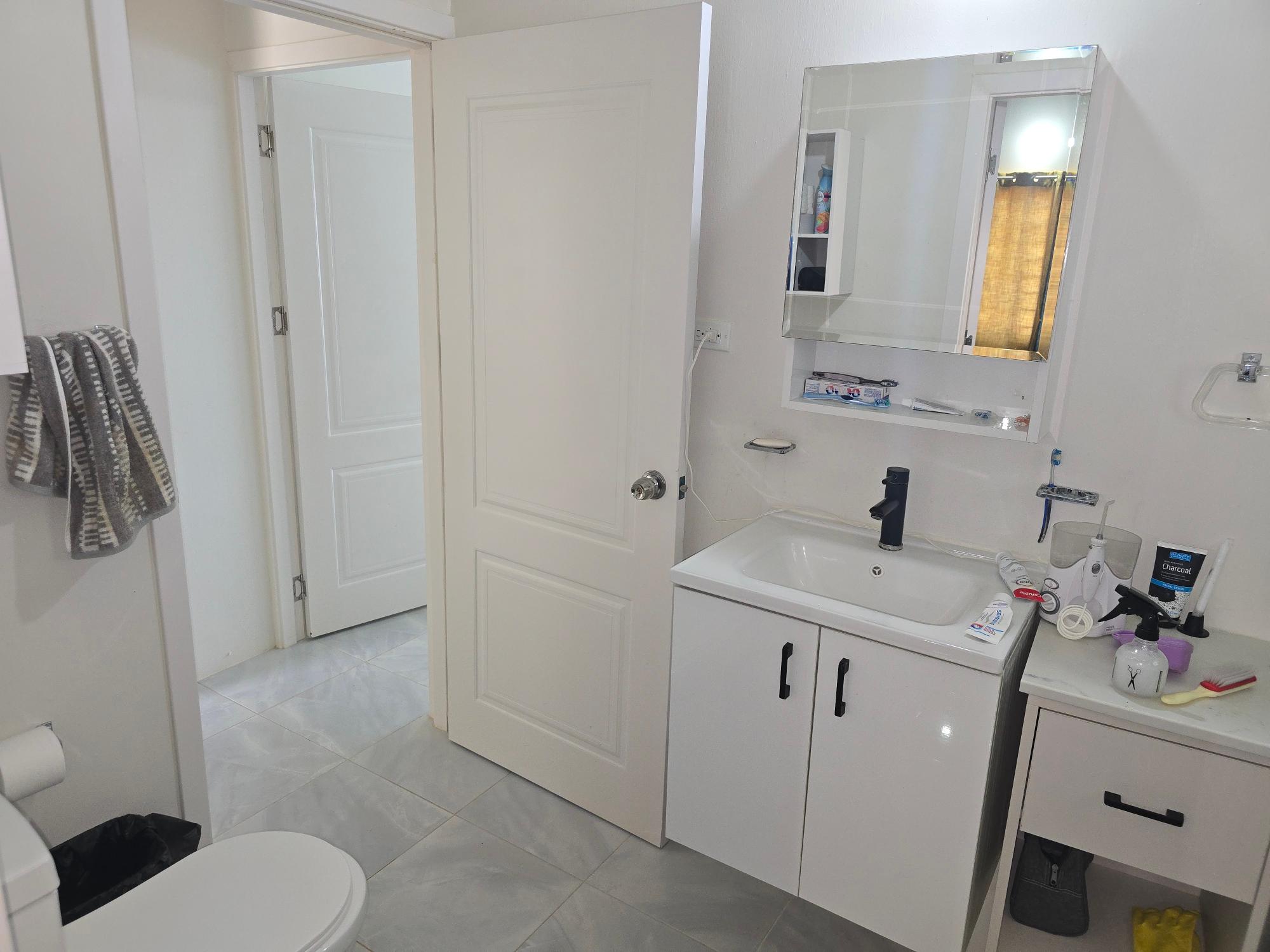 House For Sale: CAMELOT VI, DISCOVERY BAY, Discovery Bay | $35,000,000 photo 12