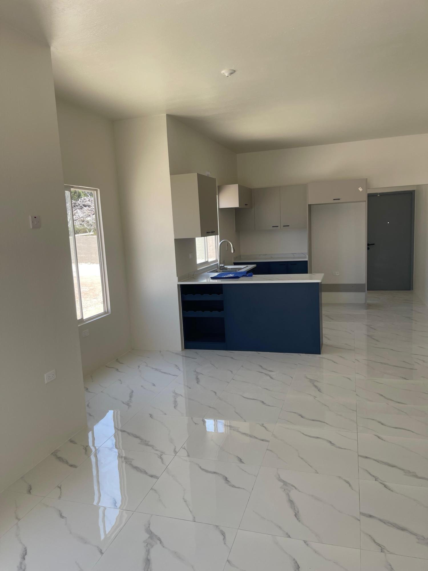House For Rent: CORAL SPRING ESTATE, Coral Spring | $180,000 photo 7