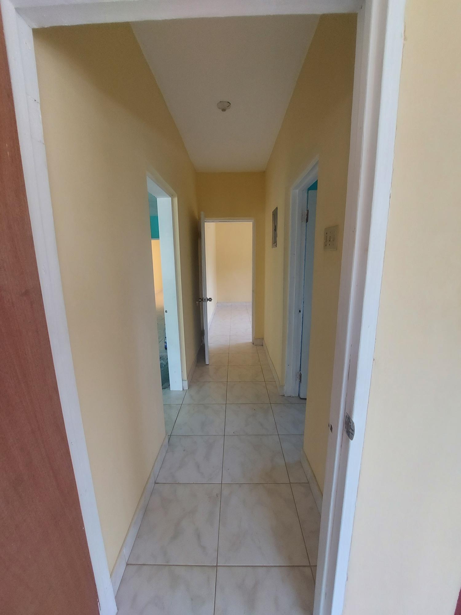 House For Rent: LILY CRESCENT, Glencoe Meadows | $90,000 photo 5