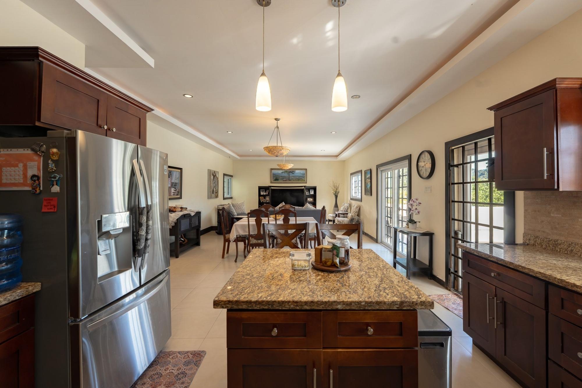 House For Sale: SKYLINE DRIVE, Kingston 6 | $2,200,000 photo 7