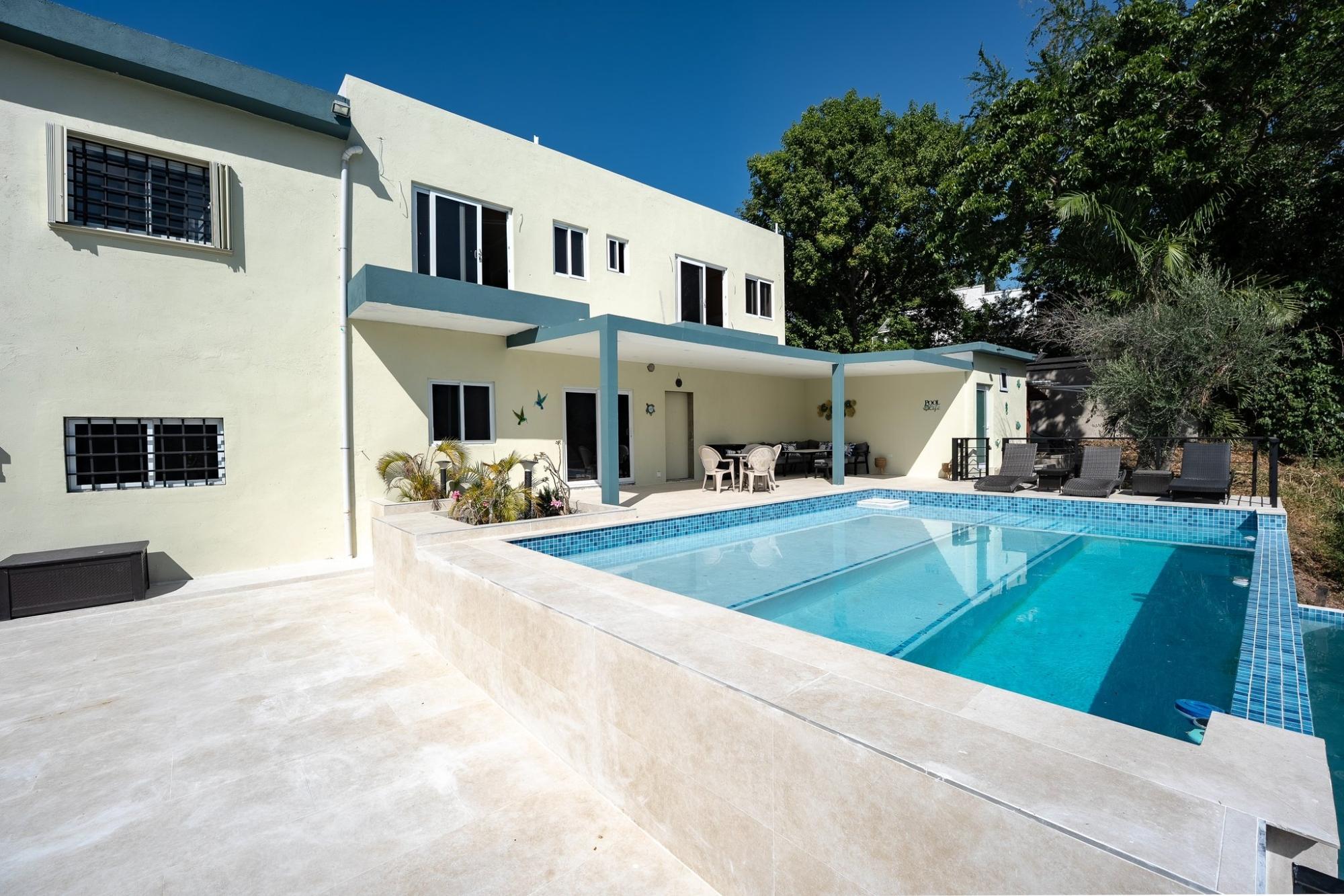 House For Sale: SKYLINE DRIVE, Kingston 6 | $2,200,000 photo 15