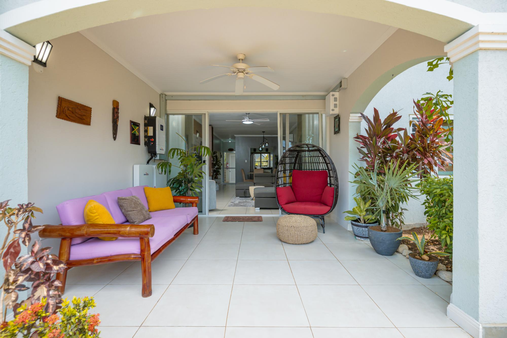 Apartment For Sale: FERNCOURT APARTMENT, Richmond | $360,000