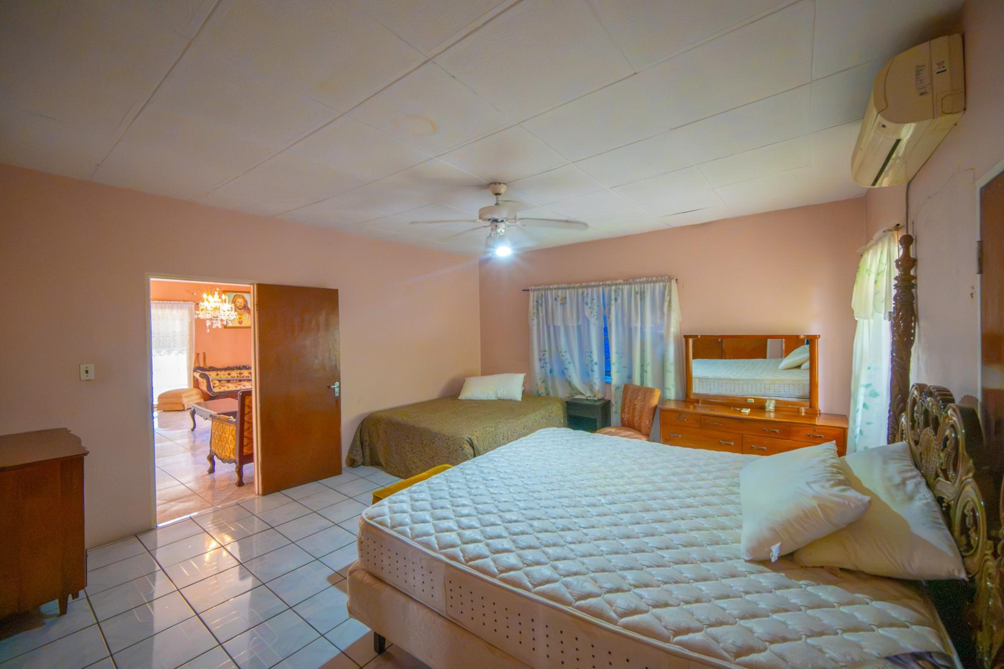 House For Sale: RED HILLS ROAD, Kingston 19 | $975,000 photo 14