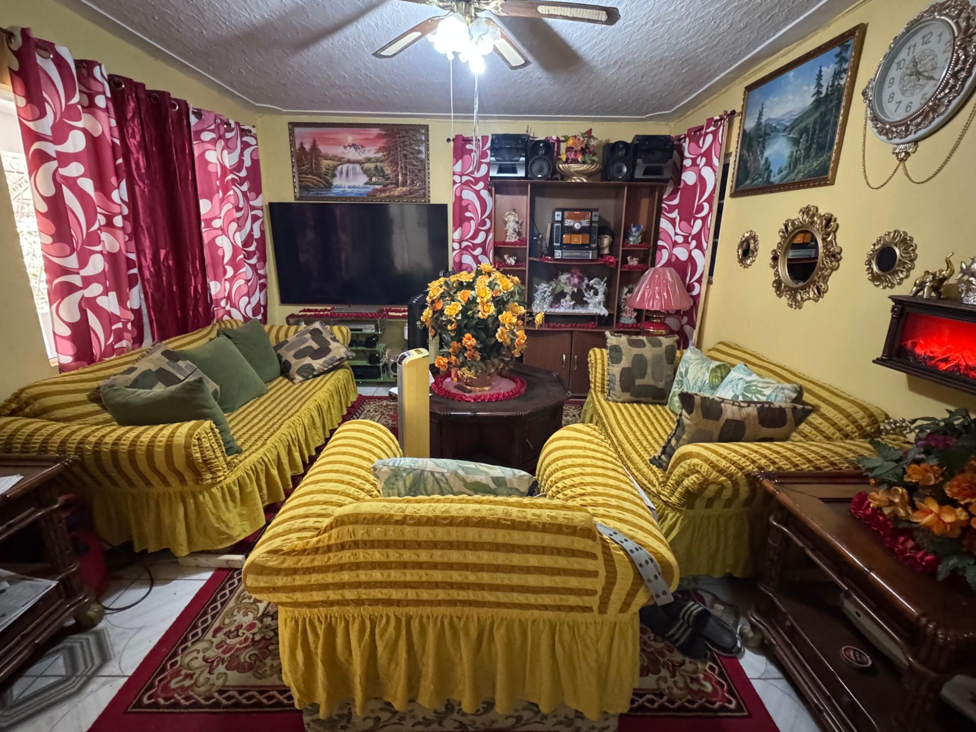 House For Sale: VERNON DR, VILLANOVA, Sydenham | $28,000,000 photo 8