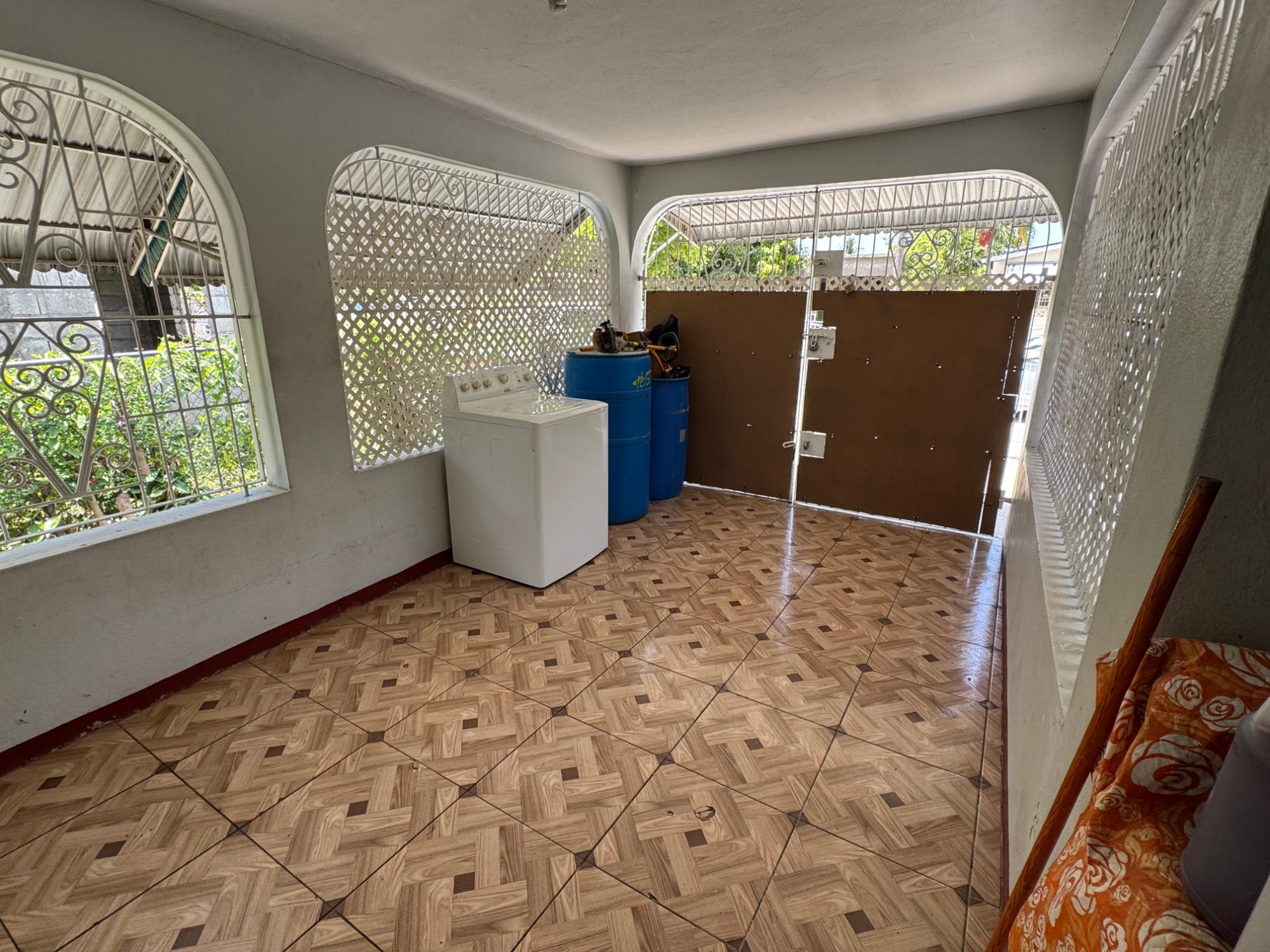 House For Sale: VERNON DR, VILLANOVA, Sydenham | $28,000,000 photo 17