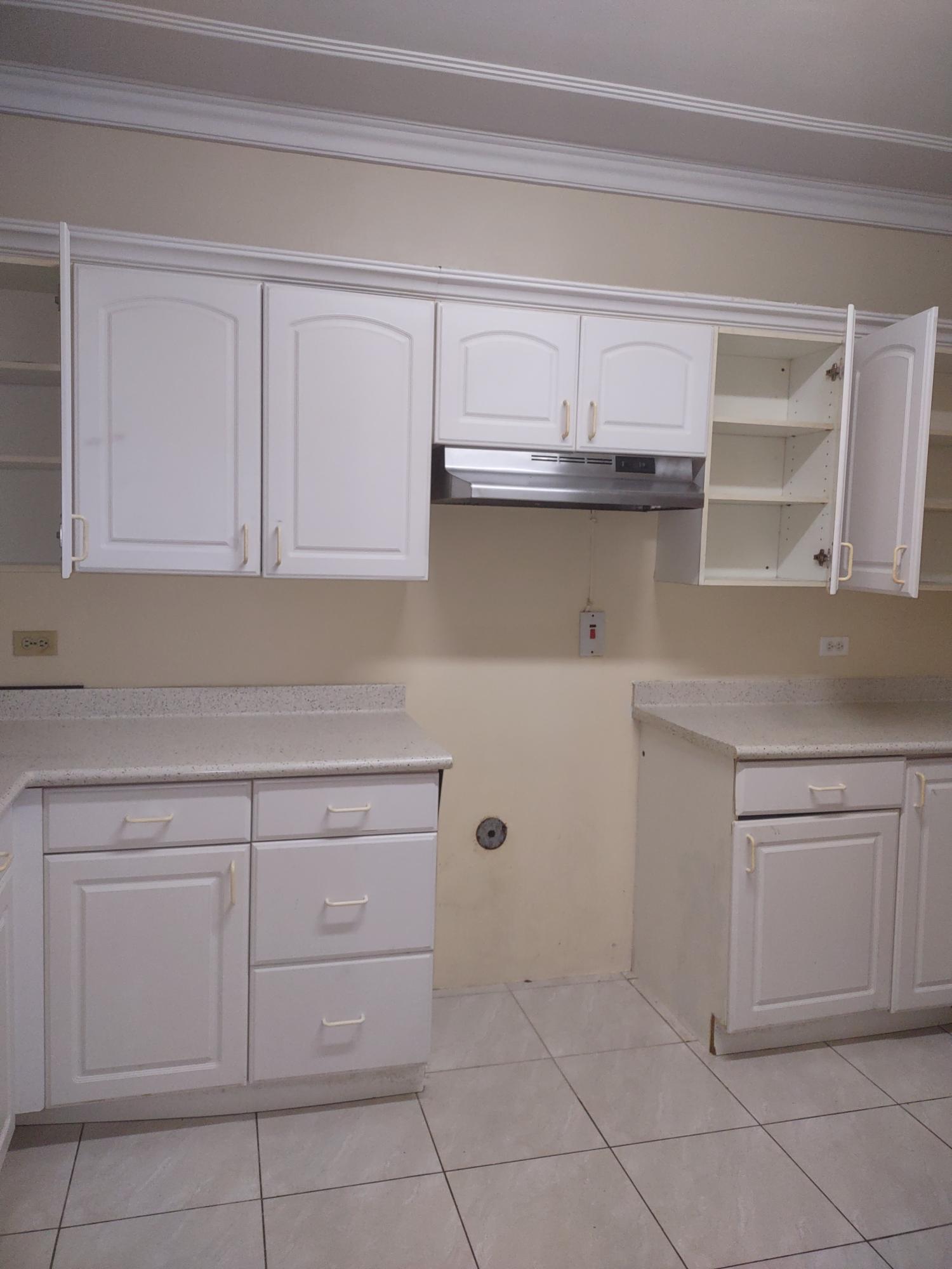 Apartment For Rent: CASA MONTE ESTATES, Kingston 9 | $220,000 photo 8