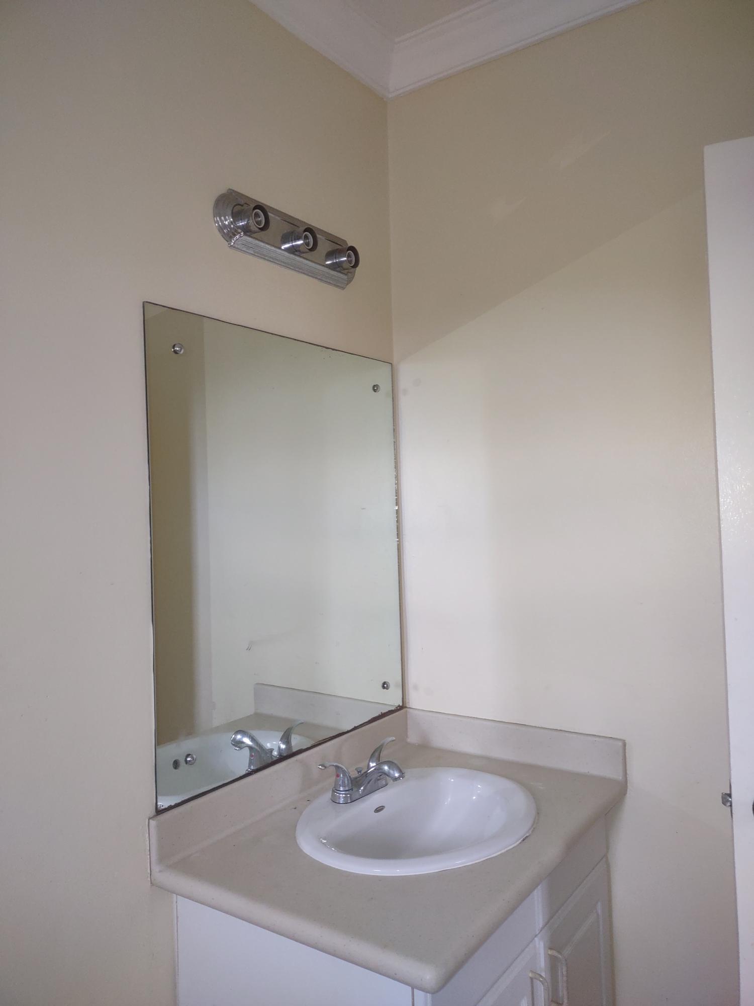 Apartment For Rent: CASA MONTE ESTATES, Kingston 9 | $220,000 photo 12