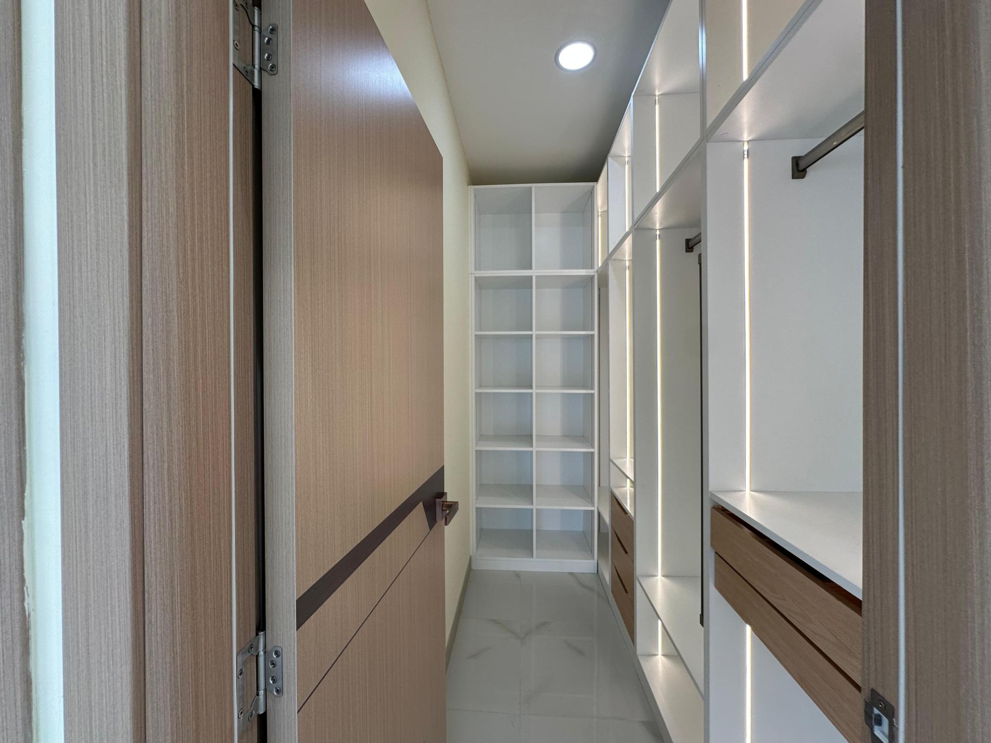 Apartment For Sale: PARADISIAC BEACH CLUB, ON, Ocho Rios | $525,000 photo 11