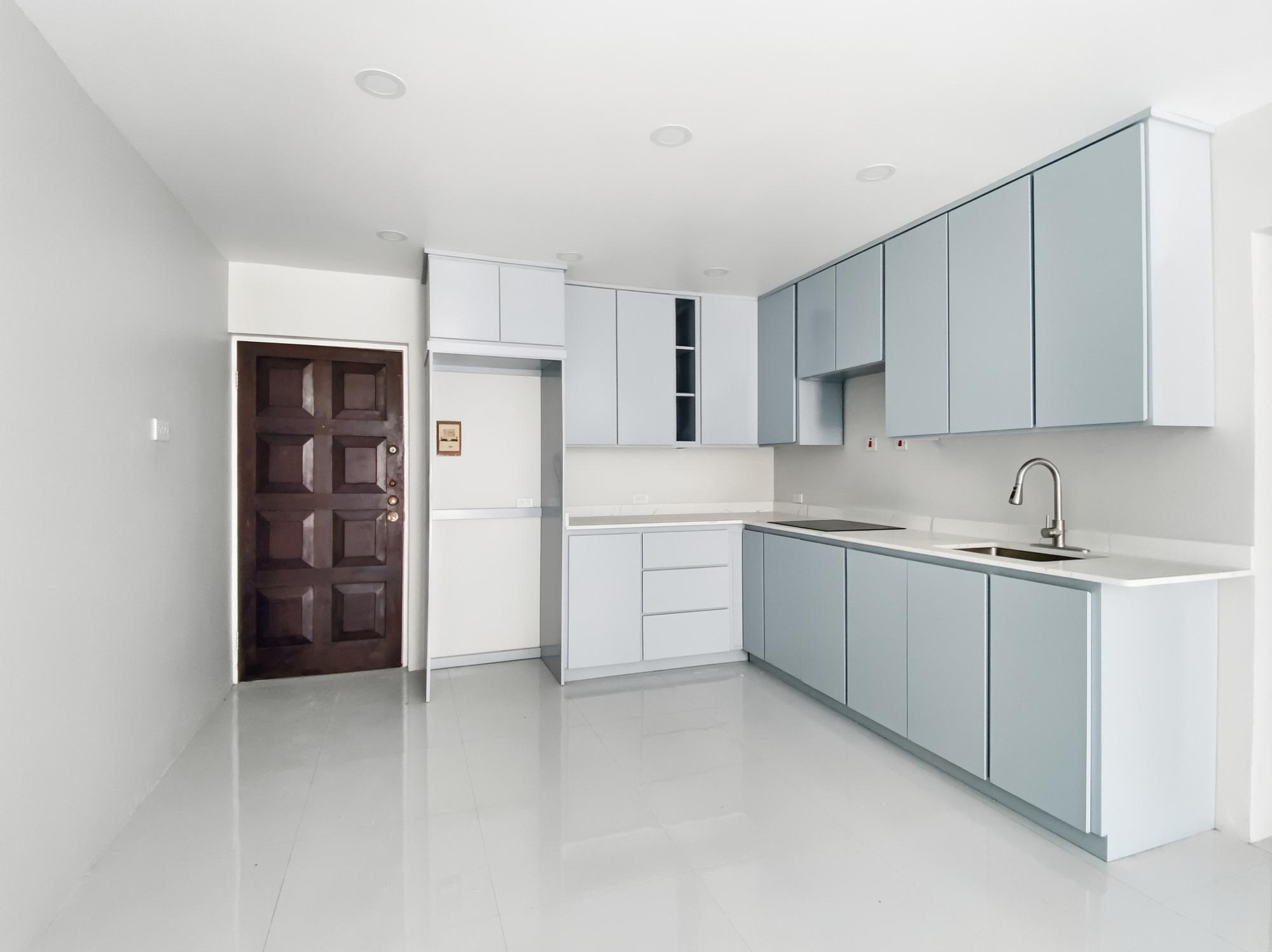 Apartment For Rent: RENFREW ROAD, COURTLEIGH, Kingston 5 | $2,000 photo 3