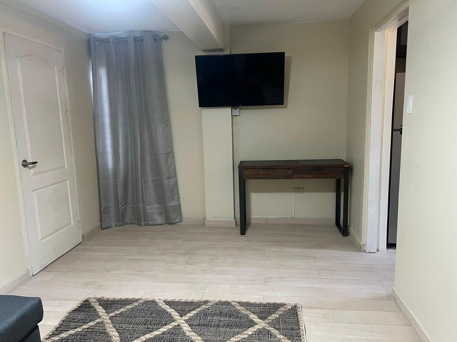 Apartment For Rent: SANDHURST CRESCENT, Kingston 6 | $945 photo 6