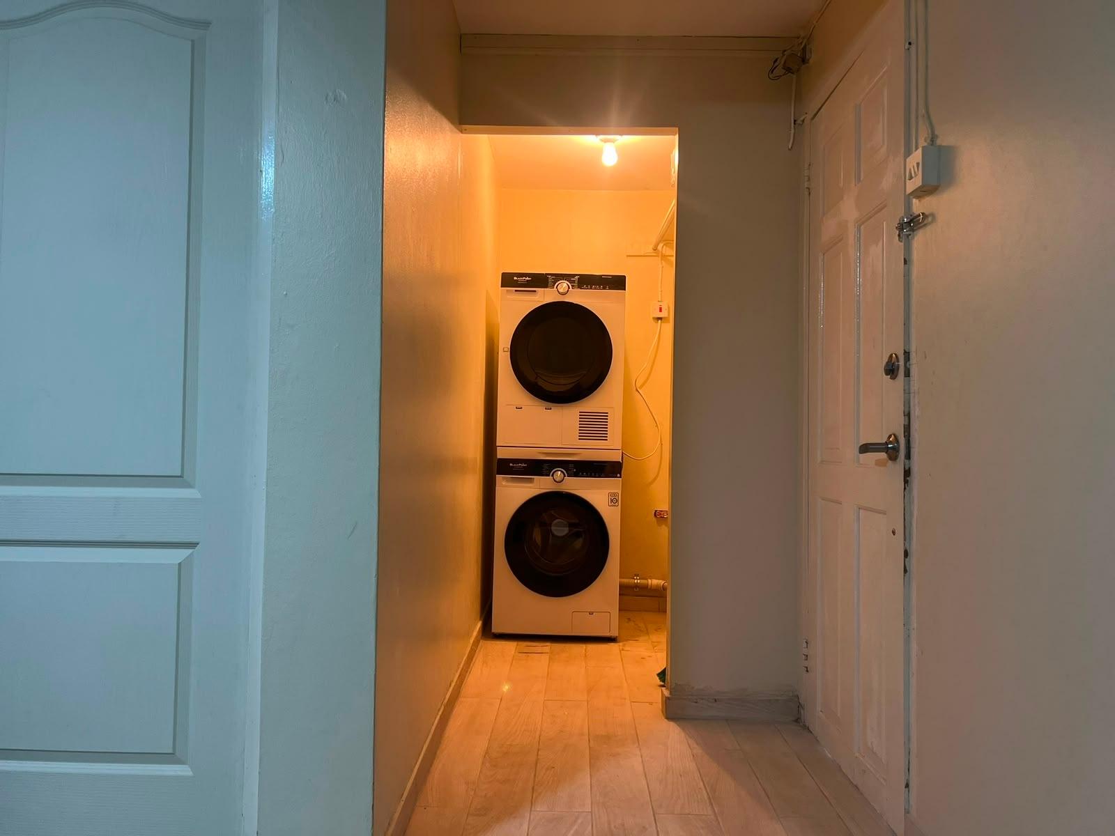 Apartment For Rent: SANDHURST CRESCENT, Kingston 6 | $945 photo 8