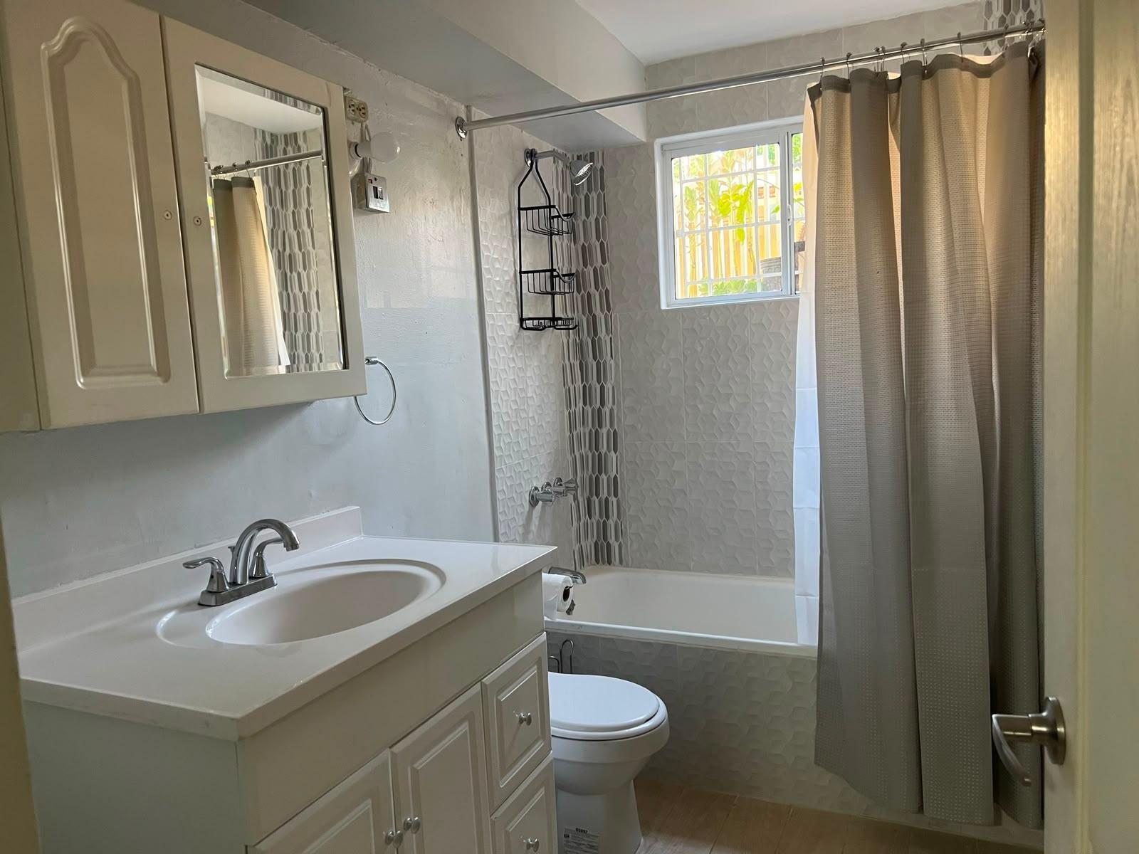 Apartment For Rent: SANDHURST CRESCENT, Kingston 6 | $945 photo 9