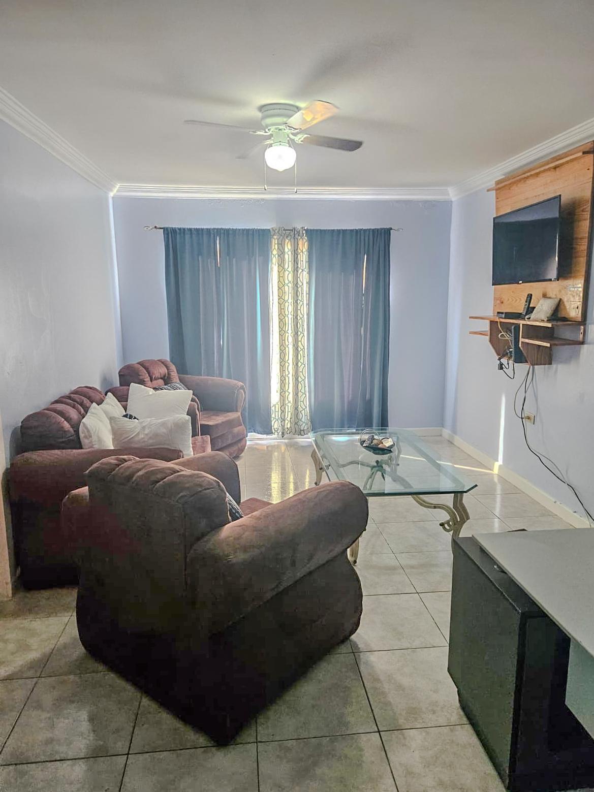 Apartment For Rent: READING MANOR, Reading | $1,200 photo 17