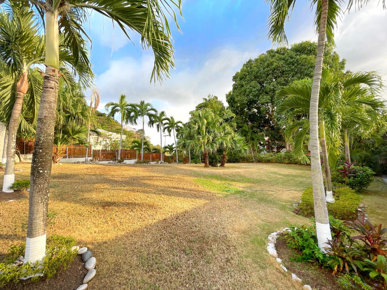 House For Rent: SUNSET AVENUE, Kingston 8 | $4,500 photo 4