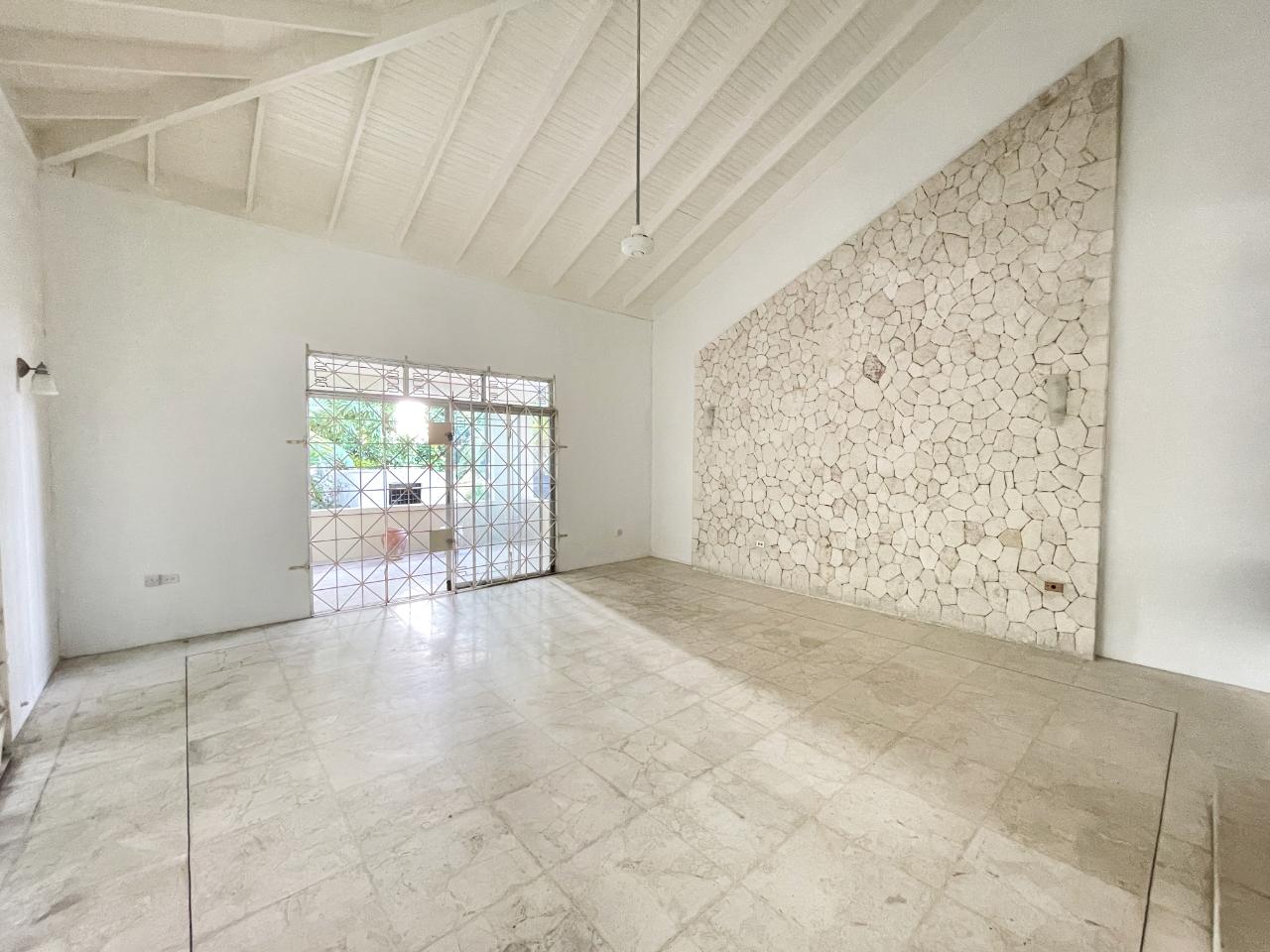 House For Rent: SUNSET AVENUE, Kingston 8 | $4,500 photo 9