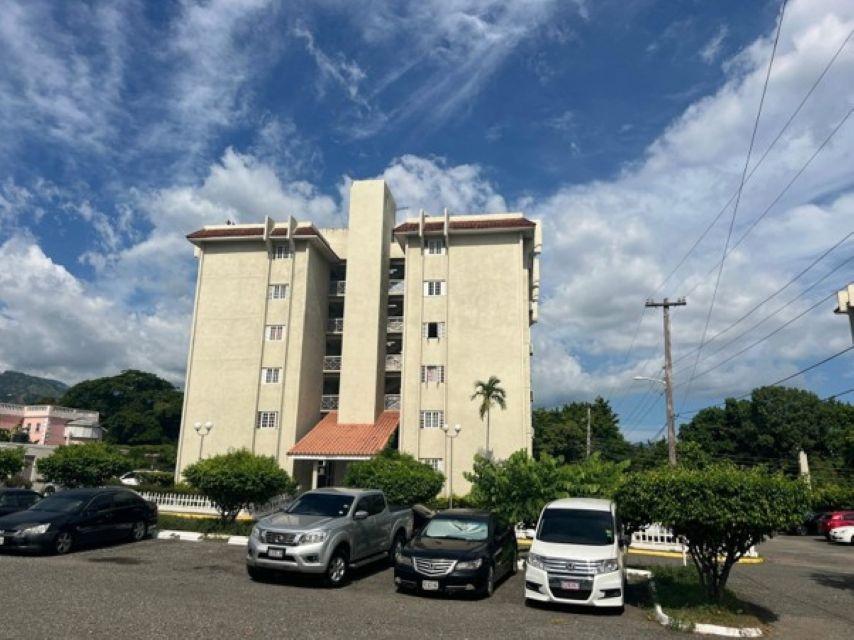 Apartment For Sale: APT 207 BLK F OAKLANDS, Kingston 8 | $27,000,000 photo 2