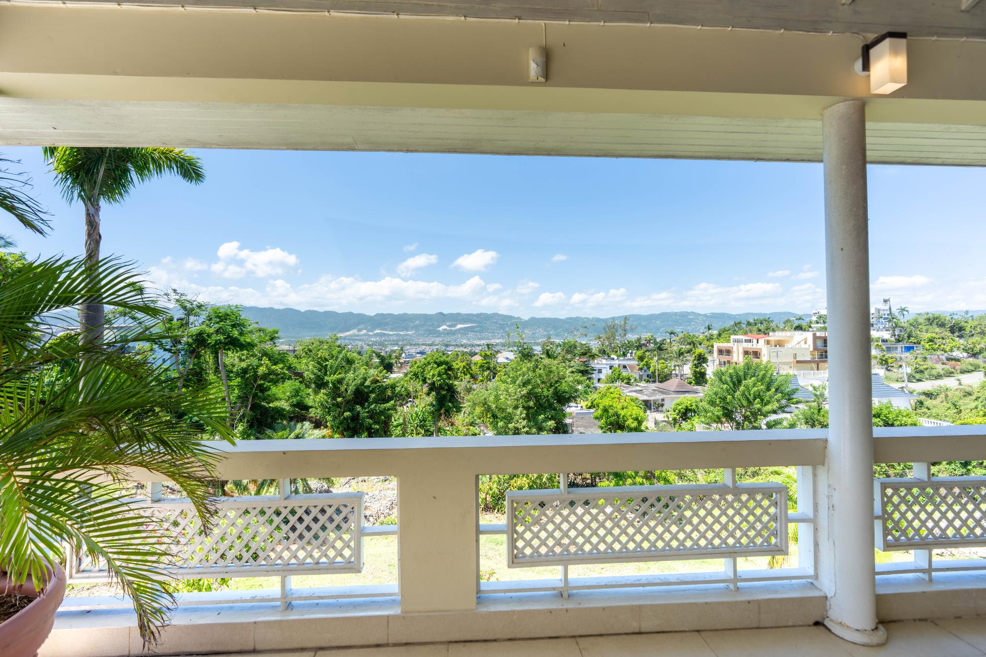 House For Sale: LEADERS AVENUE, Montego Bay | $850,000 photo 2