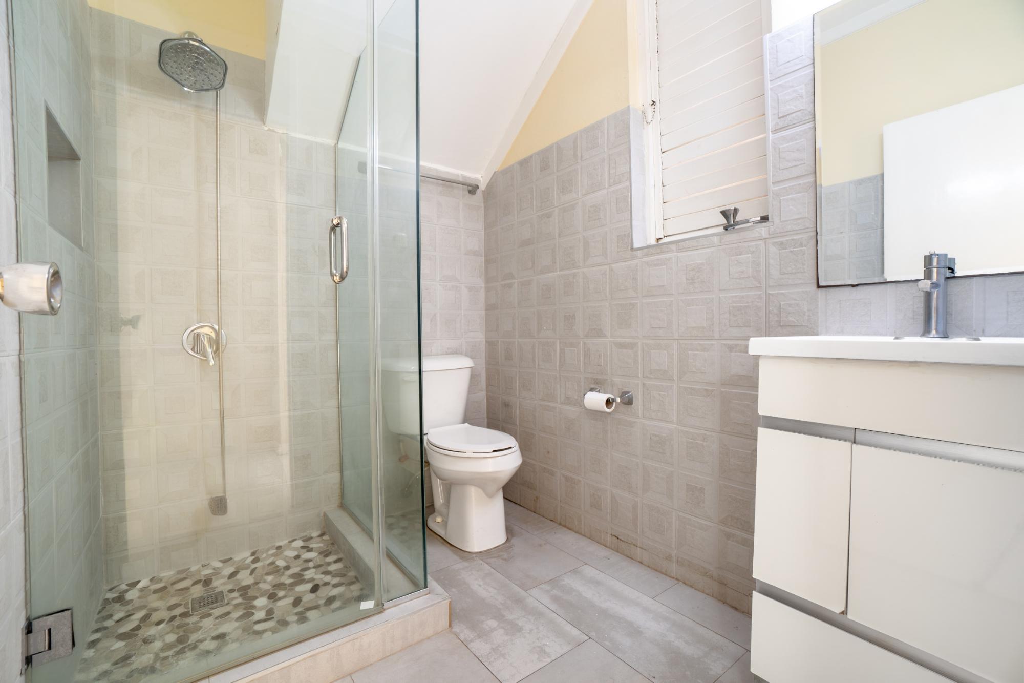 Townhouse For Rent: NORBROOK ROAD, Kingston 8 | $2,800 photo 5