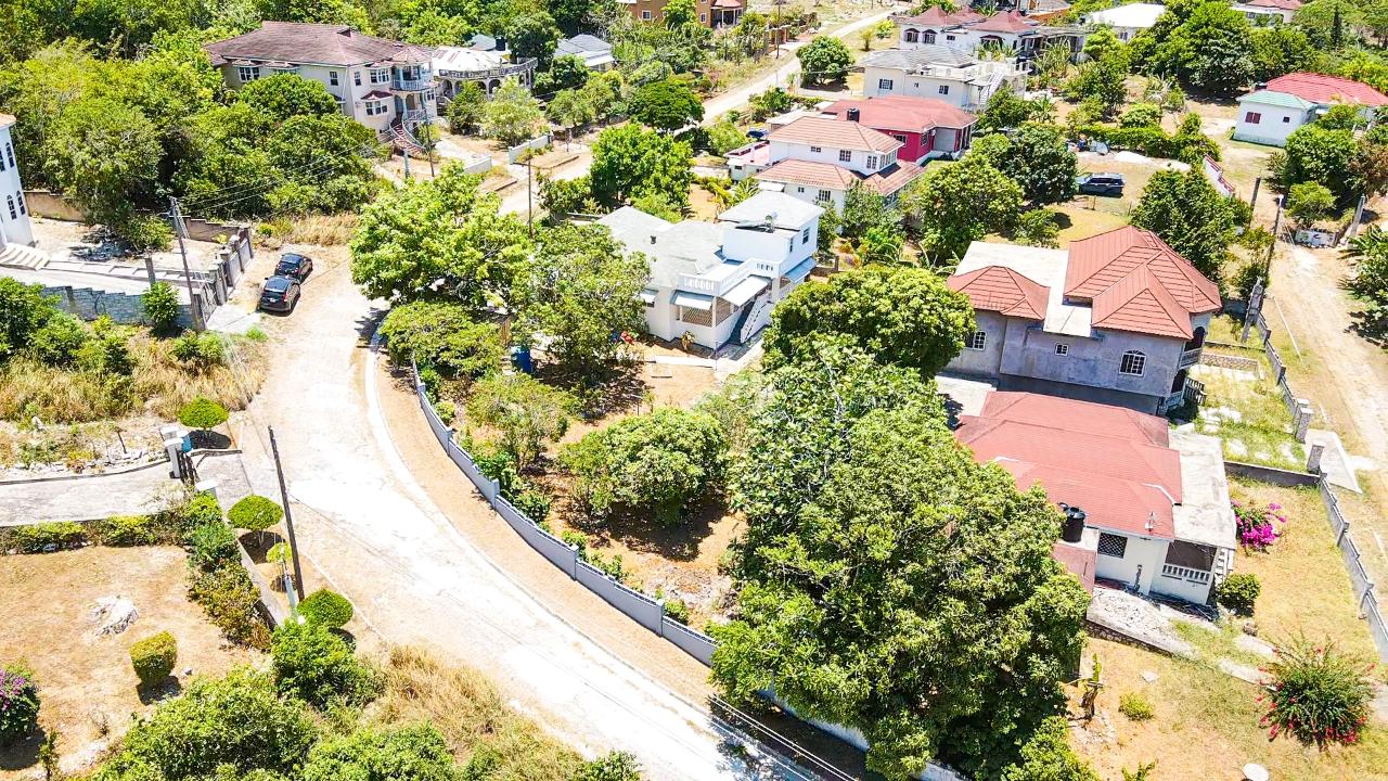 House For Sale: RETREAT HEIGHTS, TRELAWNY, Falmouth | $350,000 photo 7