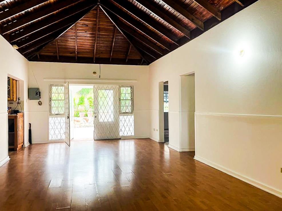 House For Sale: RETREAT HEIGHTS, TRELAWNY, Falmouth | $350,000 photo 11