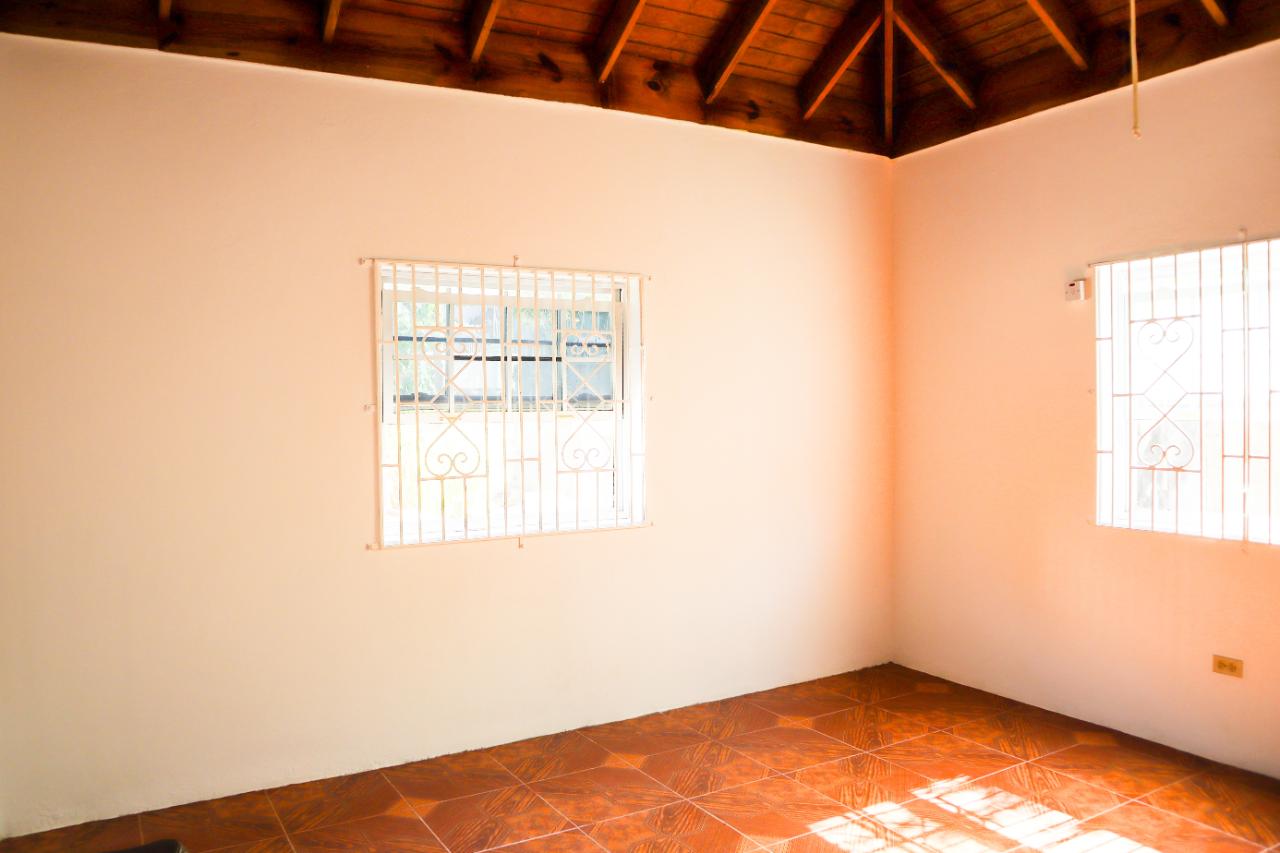 House For Sale: RETREAT HEIGHTS, TRELAWNY, Falmouth | $350,000 photo 20
