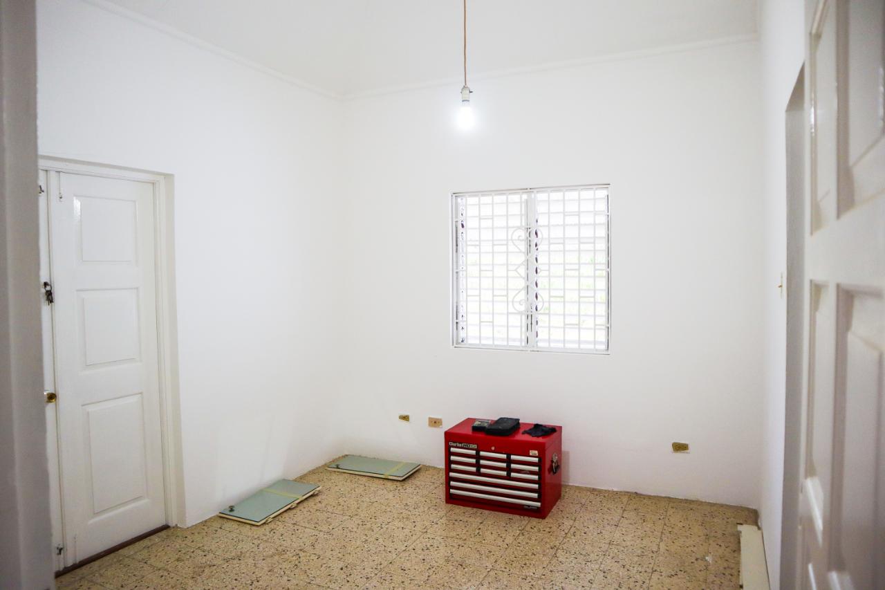 House For Sale: RETREAT HEIGHTS, TRELAWNY, Falmouth | $350,000 photo 24