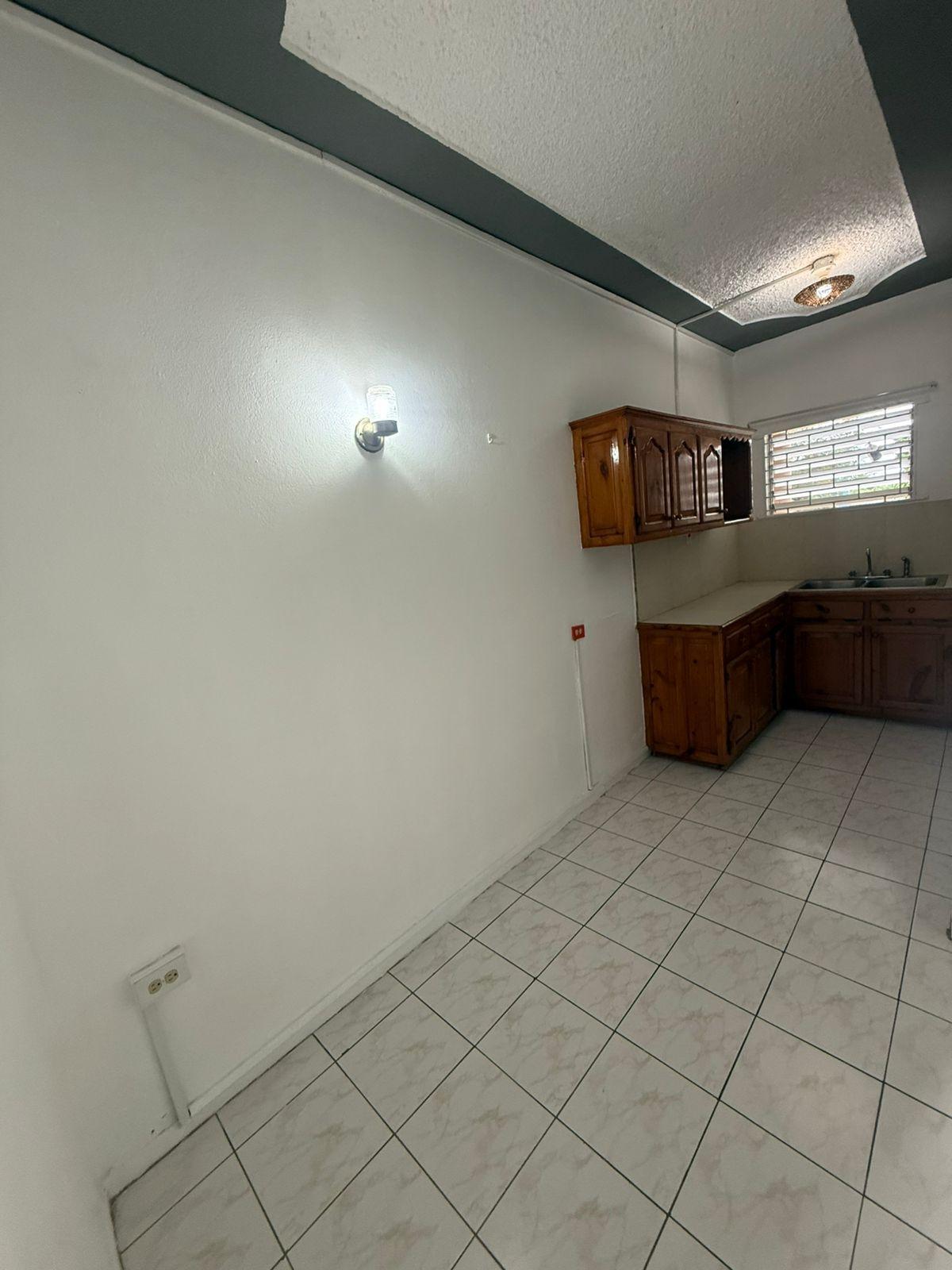 Apartment For Rent: WINCHESTER ROAD, Kingston 5 | $220,000 photo 6