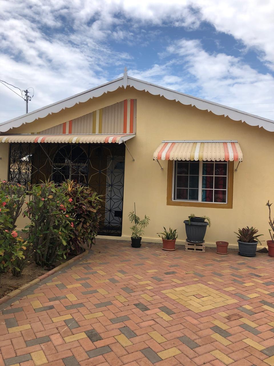 House For Rent: MODELLE CRESCENT, Old Harbour | $102,000 photo 8