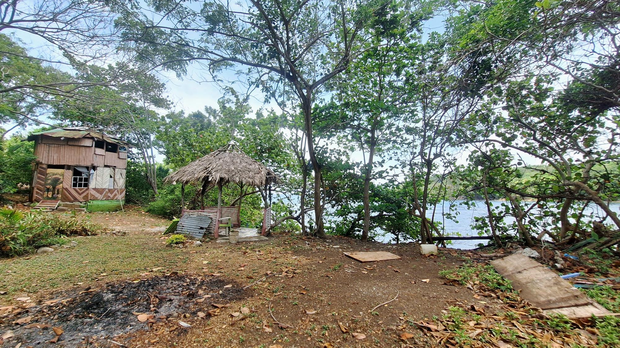 House For Sale: DON CHRISTOPHER@~apos;S POINT, Robins Bay | $314,000 photo 5