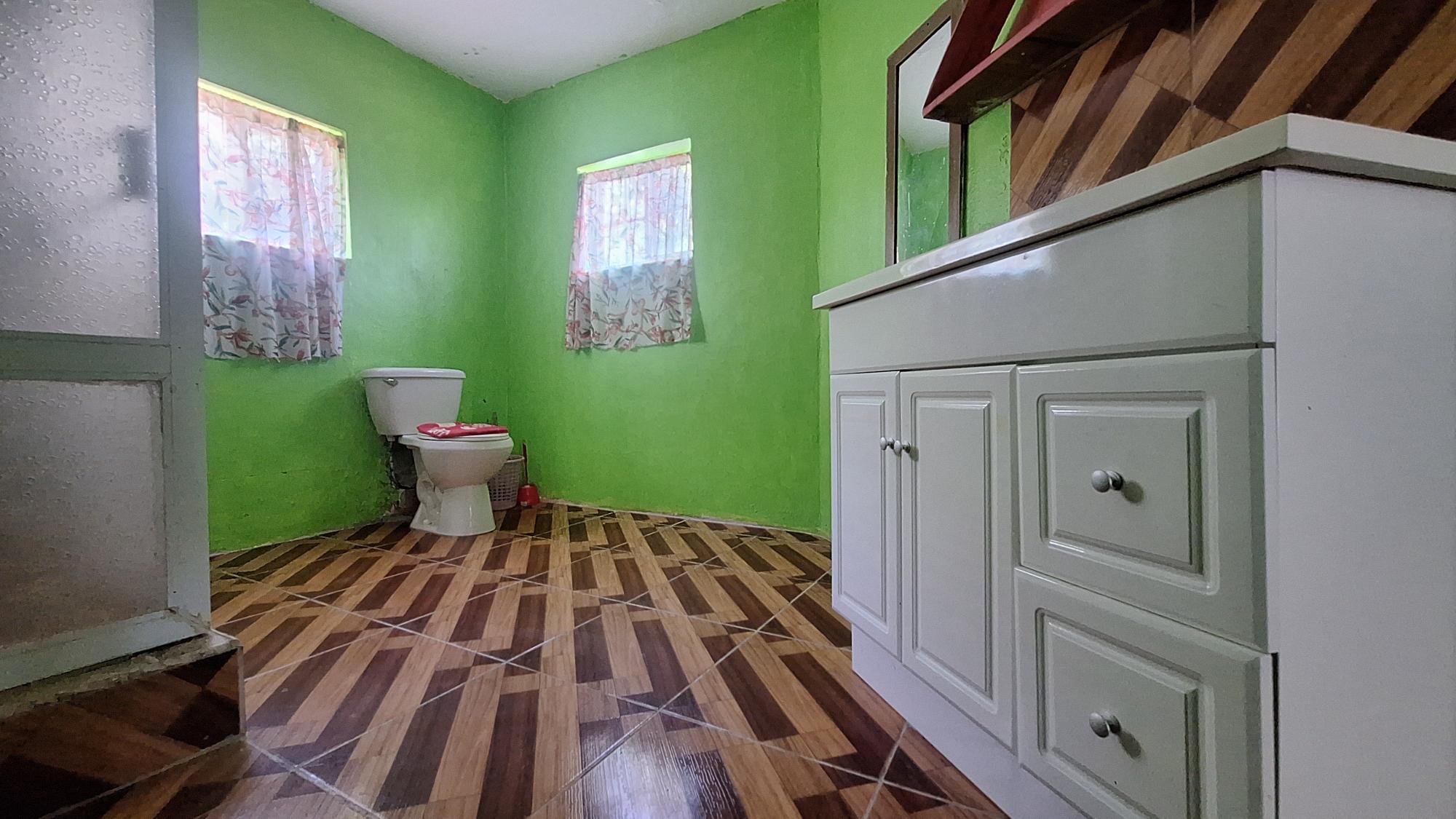 House For Sale: DON CHRISTOPHER@~apos;S POINT, Robins Bay | $314,000 photo 17