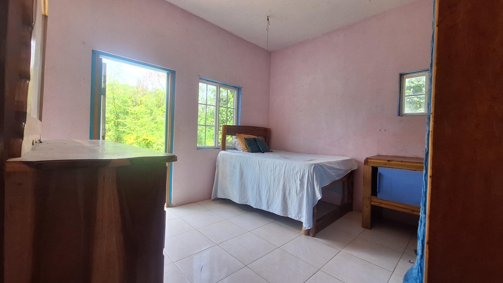 House For Sale: DON CHRISTOPHER@~apos;S POINT, Robins Bay | $314,000 photo 18