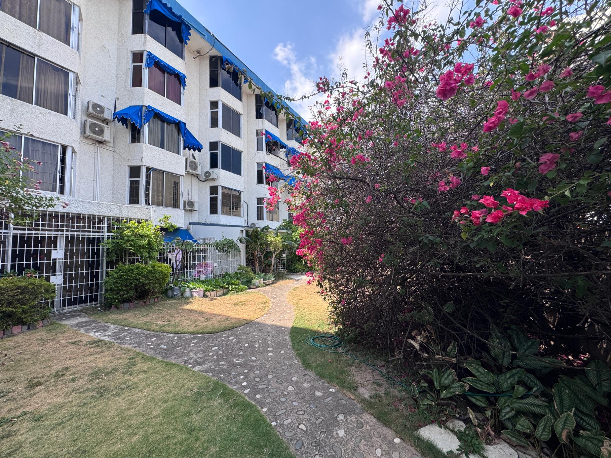 Apartment For Sale: REKADOM AVENUE, Kingston 10 | $42,500,000 photo 5
