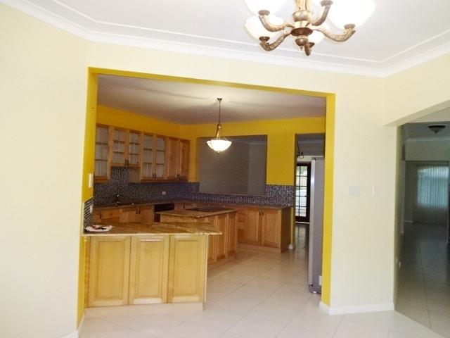 Townhouse For Rent: UPPER MELWOOD AVENUE, Kingston 8 | $2,900 photo 4