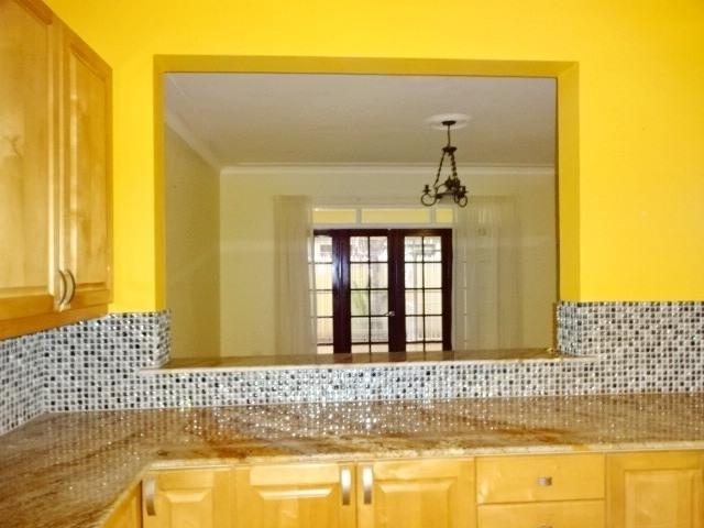 Townhouse For Rent: UPPER MELWOOD AVENUE, Kingston 8 | $2,900 photo 8