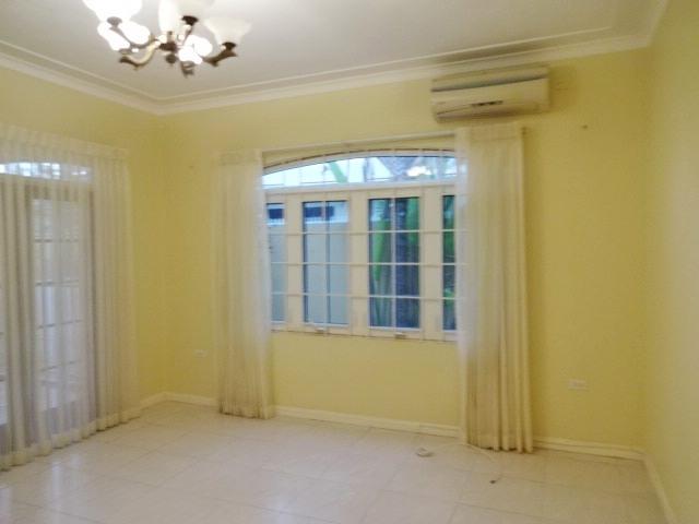 Townhouse For Rent: UPPER MELWOOD AVENUE, Kingston 8 | $2,900 photo 13