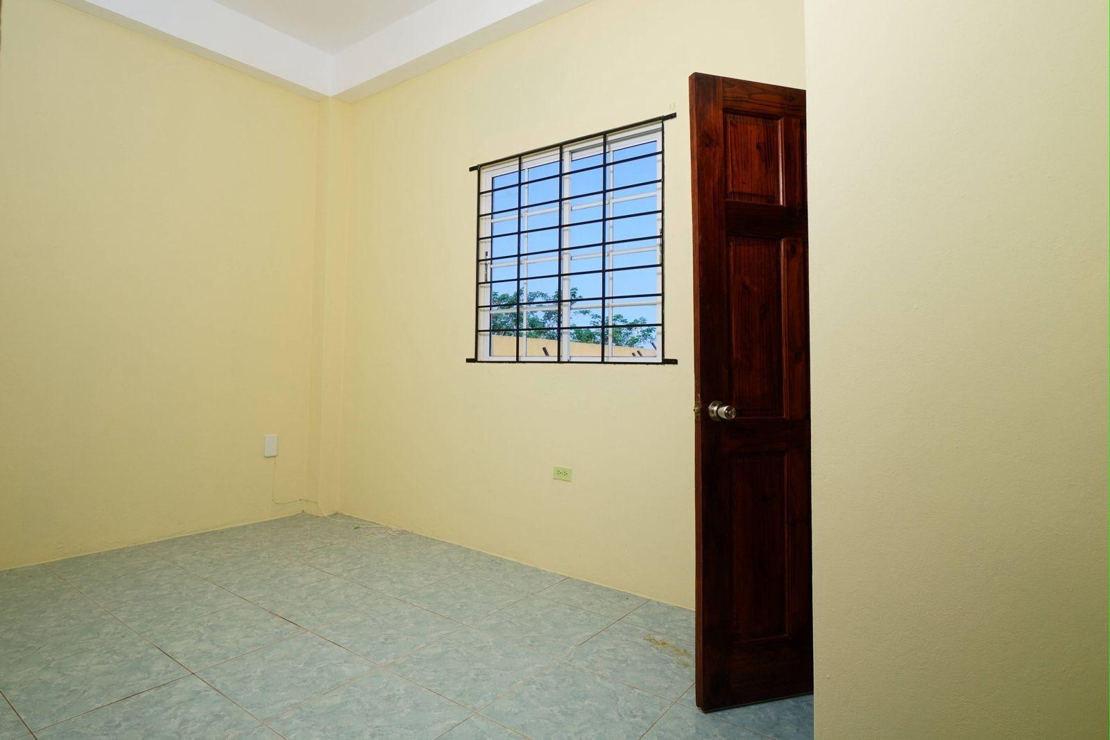 Apartment For Rent: PINEWOOD, Kingston 19 | $130,000 photo 8