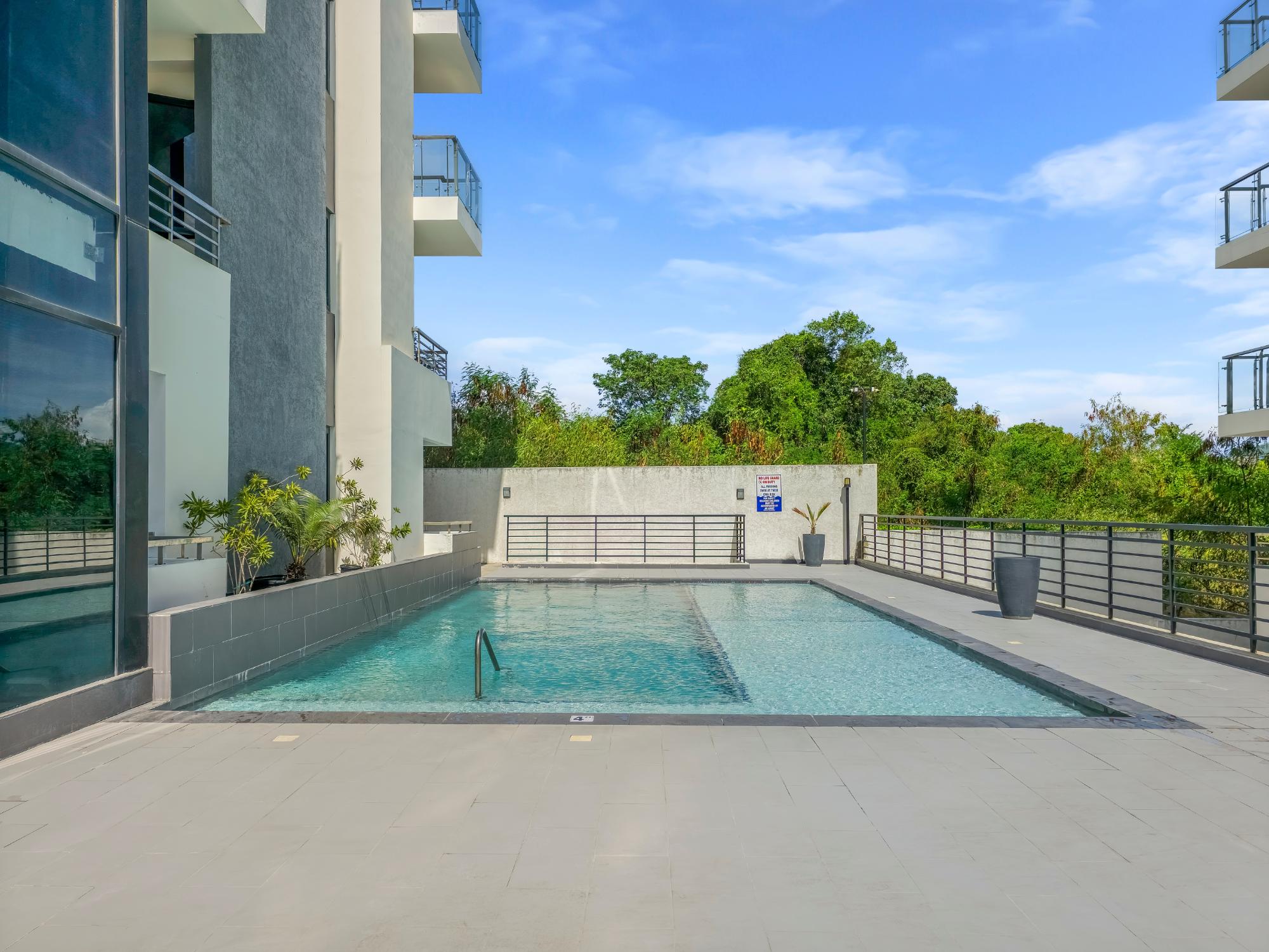 Apartment For Rent: WELLINGTON DRIVE, KINGSTO, Kingston 6 | $1,400
