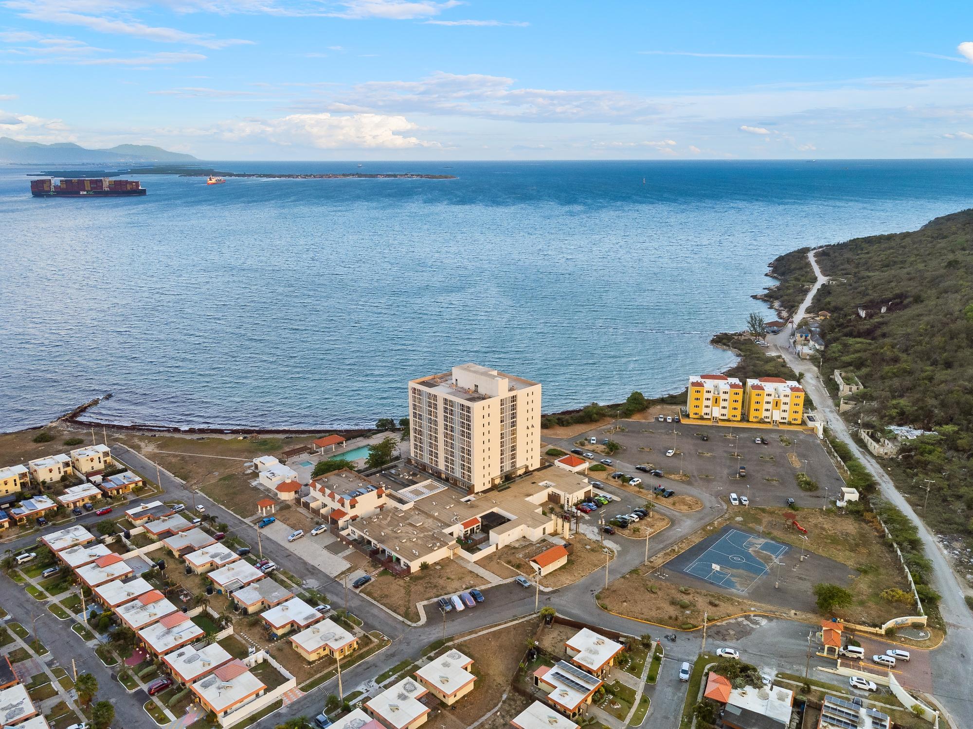 Apartment For Sale: BAYFRONT VILLAS AND APART, Bridgeport | $41,000,000 photo 2
