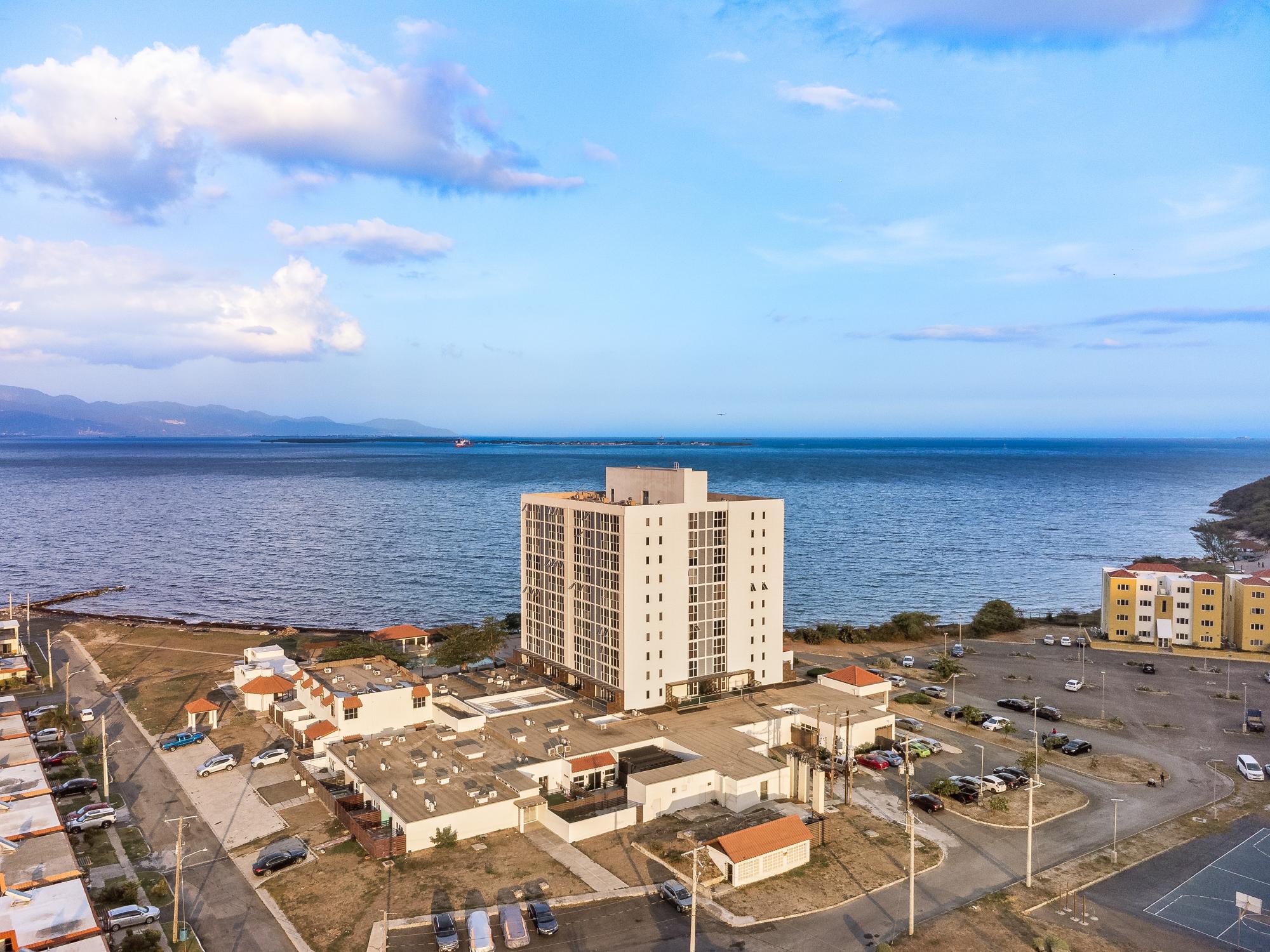 Apartment For Sale: BAYFRONT VILLAS AND APART, Bridgeport | $41,000,000 photo 3