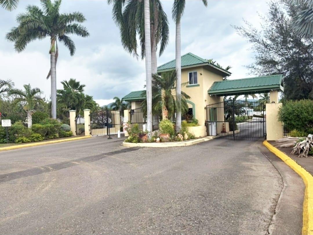 House For Sale: EL PRADO VERDE HAMPTON ME, Spanish Town | $45,000,000 photo 2
