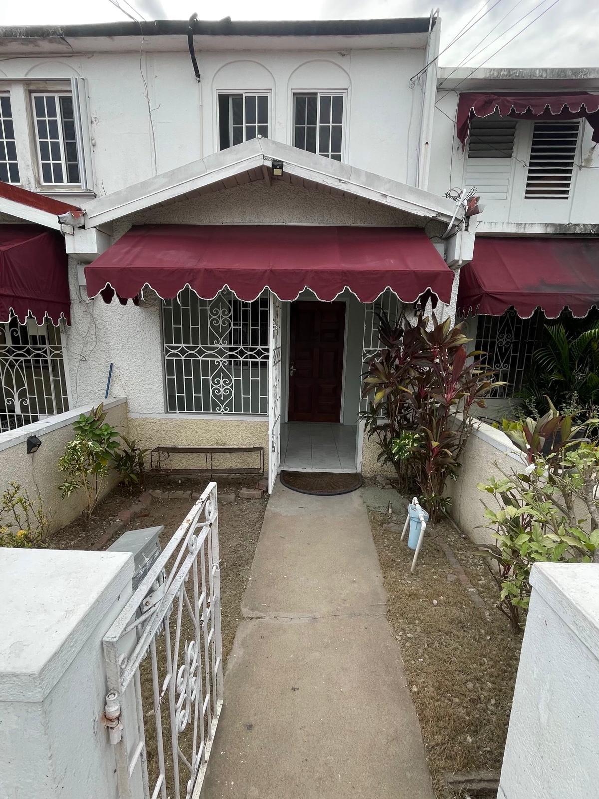 Townhouse For Rent: PLASTIC WAY, Kingston 20 | $160,000 photo 7